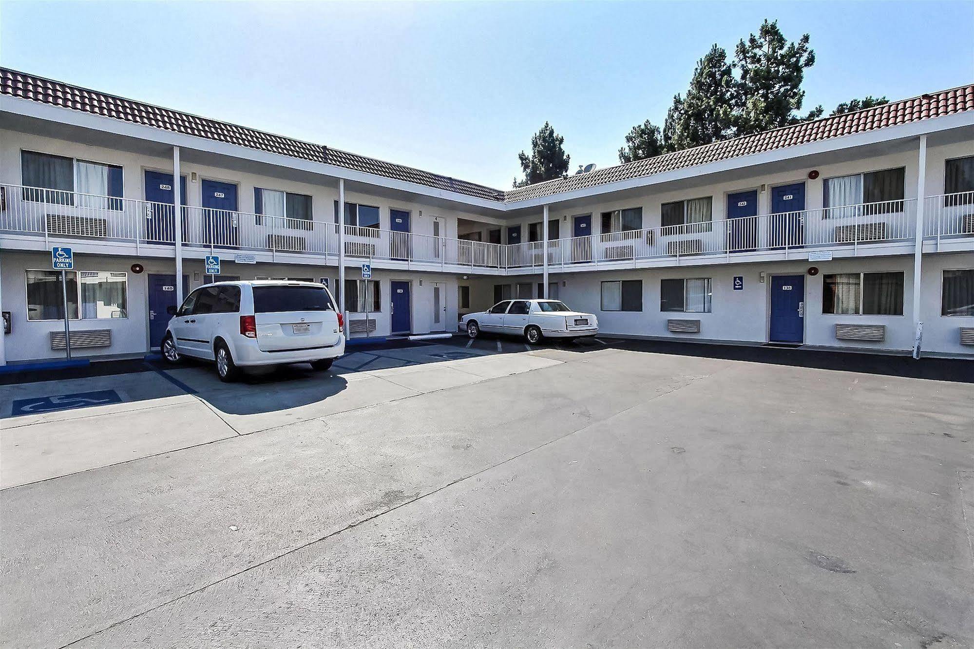 Park Inn By Radisson, San José Zewnętrze zdjęcie